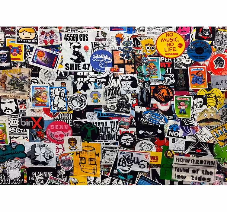 Mural graffiti collage de stickers coloridos - TenVinilo