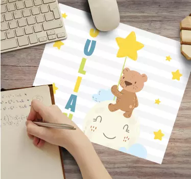 Mouse pad personalizable oso sosteniendo estrella - TenVinilo