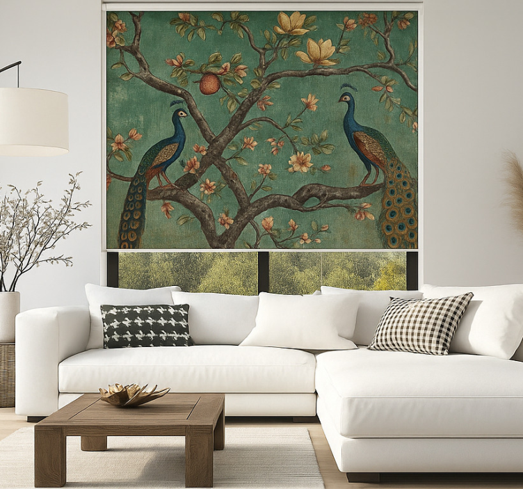 Cortina roller living comedor tapiz ornamentado de pavo real - TenVinilo