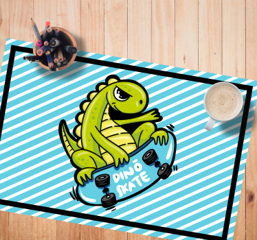 Individual mesa infantil aventura en patineta de dinosaurios - TenVinilo