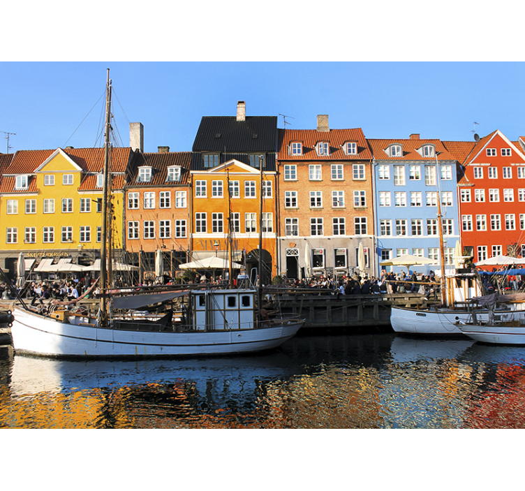 Papel mural ciudades viviendas vibrantes junto al lago - TenVinilo