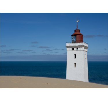 Papel mural montaña faro junto al océano - TenVinilo