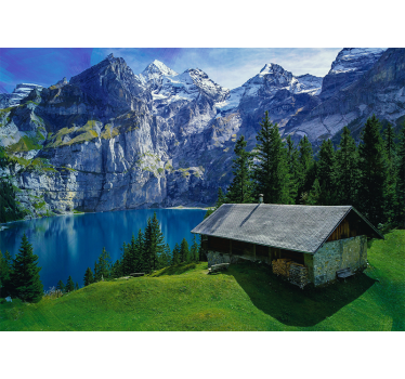 Fotomural de naturaleza Cabaña junto al lago y las montañas - TenVinilo