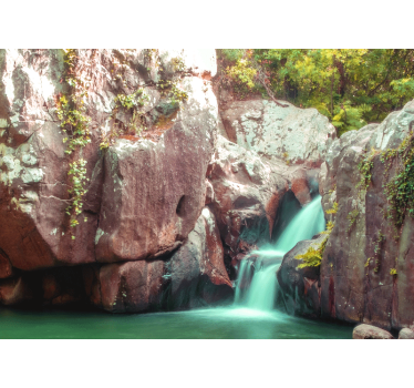Papel mural naturaleza paisaje de cascada tranquila - TenVinilo