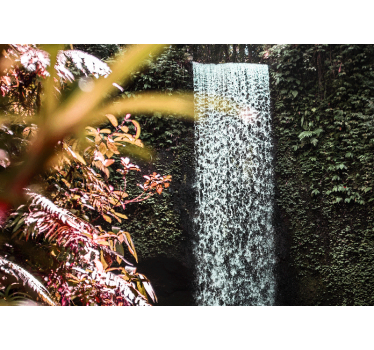 Fotomural cascada atmósfera tropical serena - TenVinilo