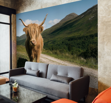 Mural animal con paisaje escocés - TenVinilo