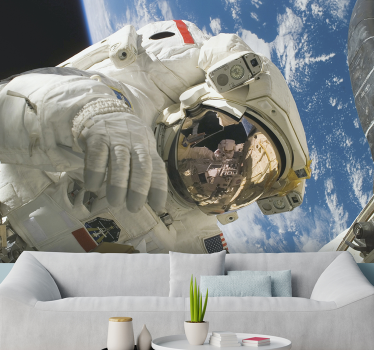 Mural de astronauta en el espacio - TenVinilo