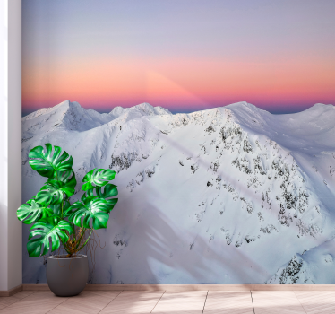 Papel mural montaña atardecer en picos nevados - TenVinilo