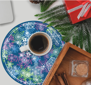 Posavasos navidad Iluminando los copos de nieve sobre fondo azul. - TenVinilo