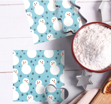 Posavasos navideño fondo de muñecos de nieve - TenVinilo