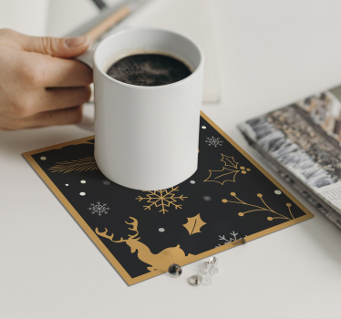 Posavasos navideño renos dorados y copos de nieve - TenVinilo