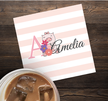 Posavasos personalizable cerdito juguetón con flores - TenVinilo