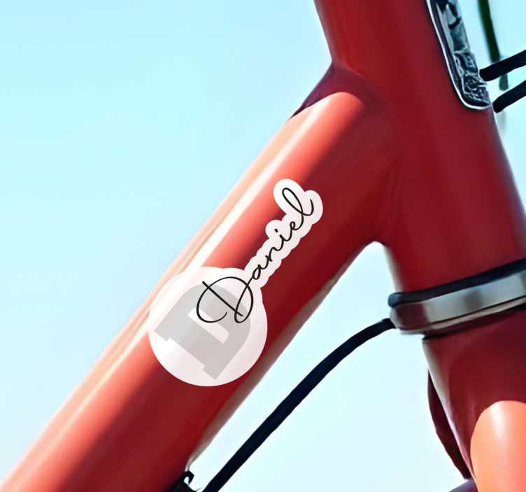 Vinilo bici nombre personalizado con inicial - TenVinilo