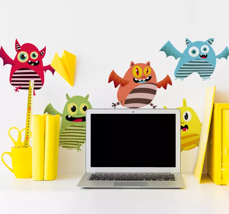 Sticker pared infantil criaturas animadas vibrantes - TenVinilo