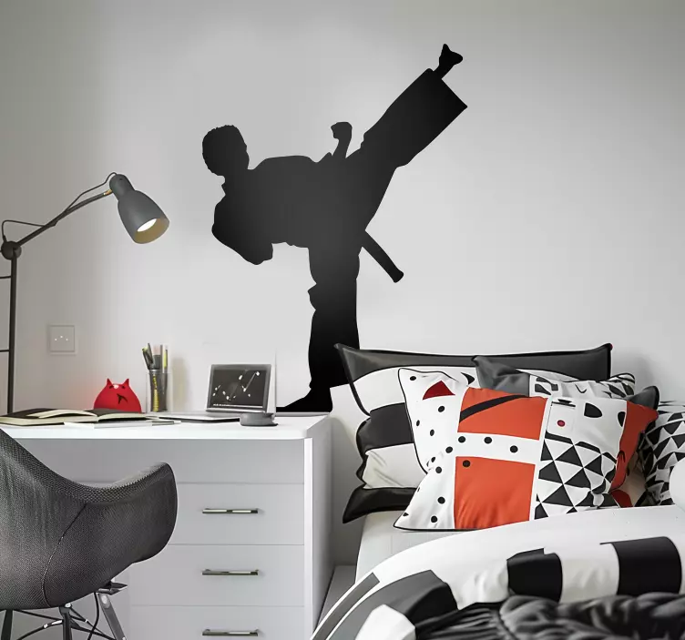 Vinilo decorativo silueta karateka - TenVinilo