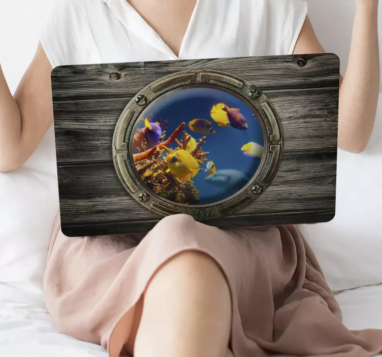 Vinilo para portátil vista de peces bajo el agua - TenVinilo