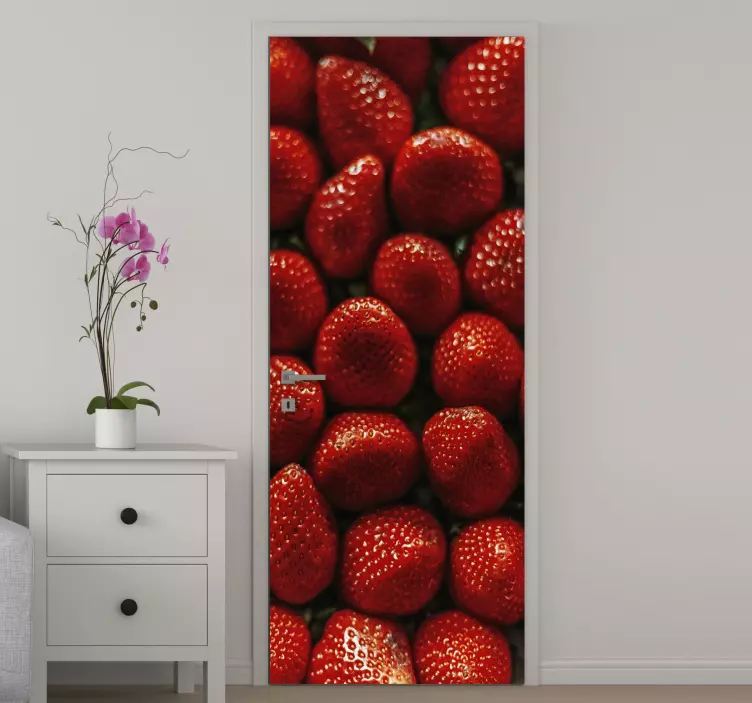 Vinilo para puerta diseño de fresas - TenVinilo