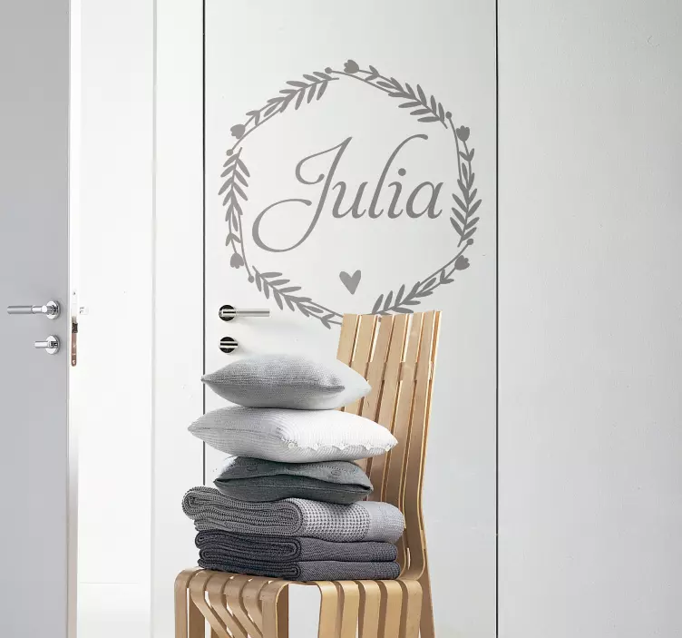 Vinilo para puerta Nombre en una corona redondeada - TenVinilo