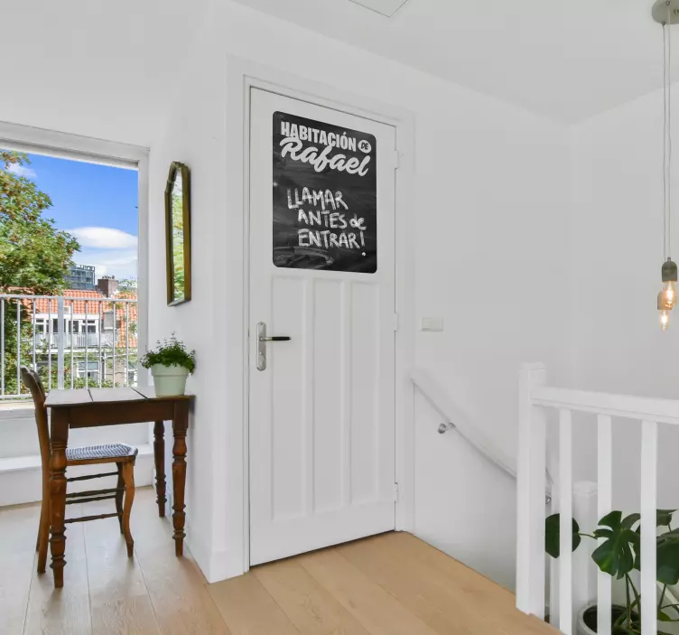 Vinilo para puerta pizarra nombre personalizable - TenVinilo