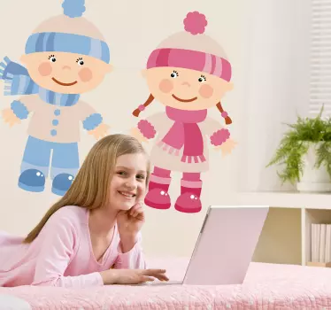 Vinilo infantil pareja bebés nieve - TenVinilo