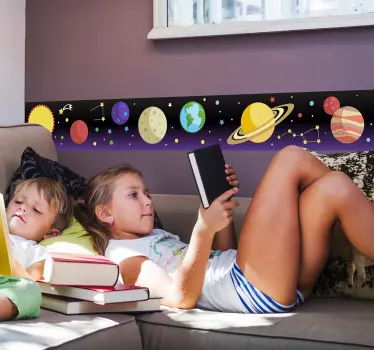 Cenefa adhesiva infantil planetas - TenVinilo