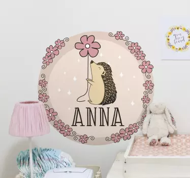 Vinilo para niñas puercoespín con flor y nombre - TenVinilo