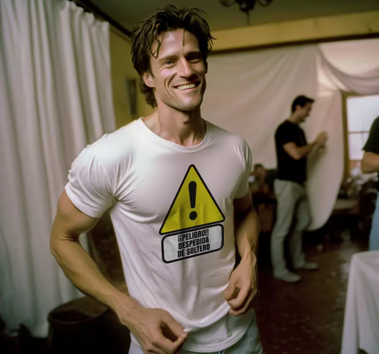 Camiseta fiesta de soltero peligrosa - TenVinilo