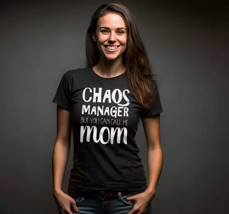 Camiseta Día de la Madre gerente del caos mamá - TenVinilo
