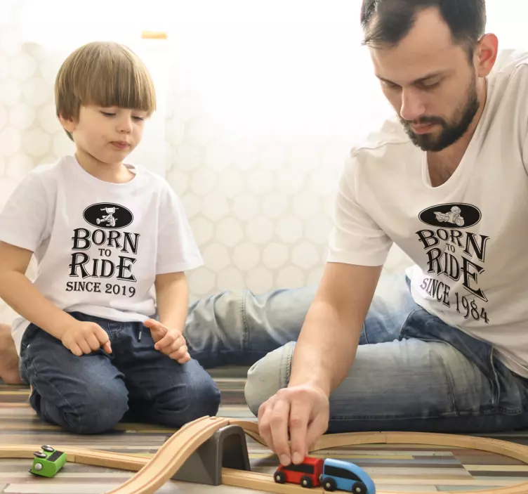 Camiseta para  padre e hijo nacido para montar - TenVinilo