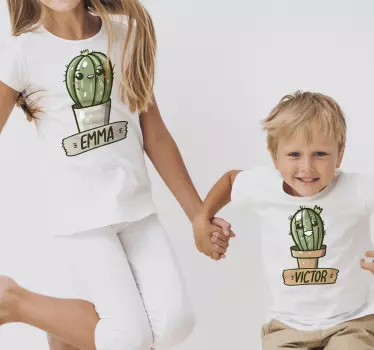 Camiseta de parejas cactus con nombre - TenVinilo