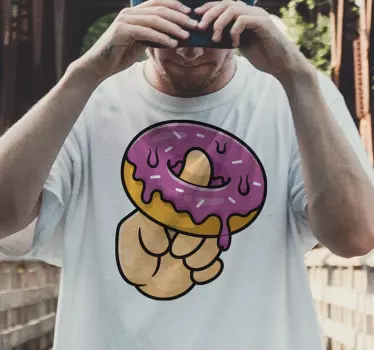 Camiseta niños dedo sosteniendo donut - TenVinilo
