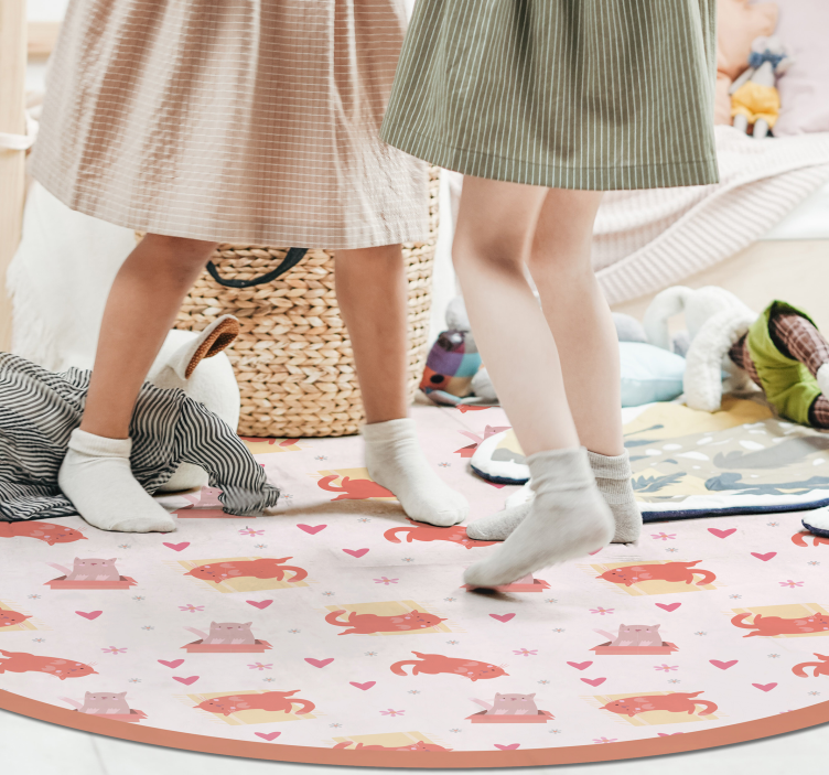 Alfombra vinílica bebé motivo de gato juguetón - TenVinilo