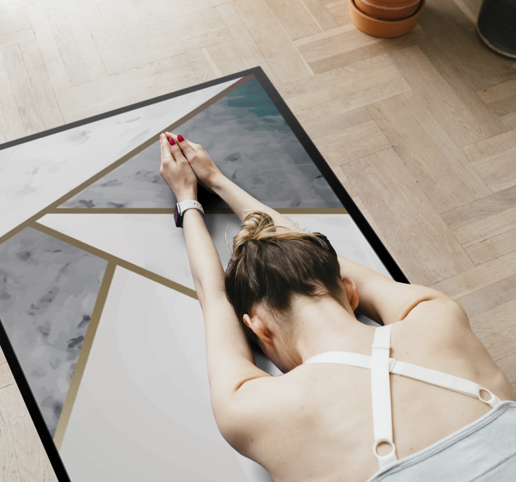 Alfombra vinílica imitación acentos geométricos de mármol - TenVinilo