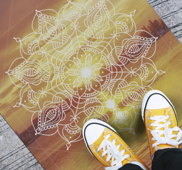 Alfombra vinílica mandala diseño naranja brillante - TenVinilo